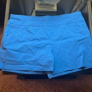 Drea’s Closet Hilfiger shirt with nice blue pairing shorts